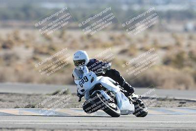 media/Dec-07-2025-CVMA (Sun) [[3e7d2de5dc]]/Race 12- Formula 40 MW and LW/